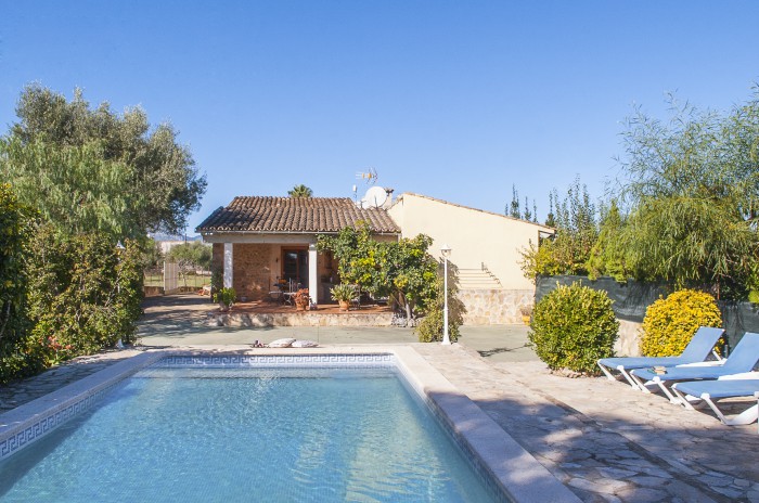 Casa de campo Sasini, 3 dormitorios  para alquilar en Buger, Mallorca 