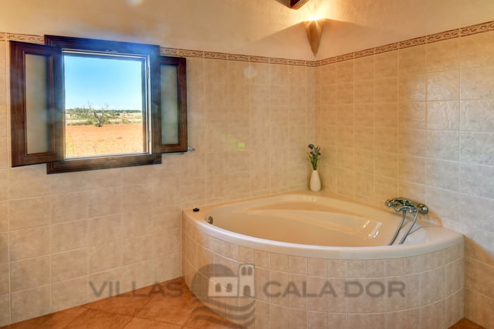 Country house Serral to rent mallorca 3 bedrooms