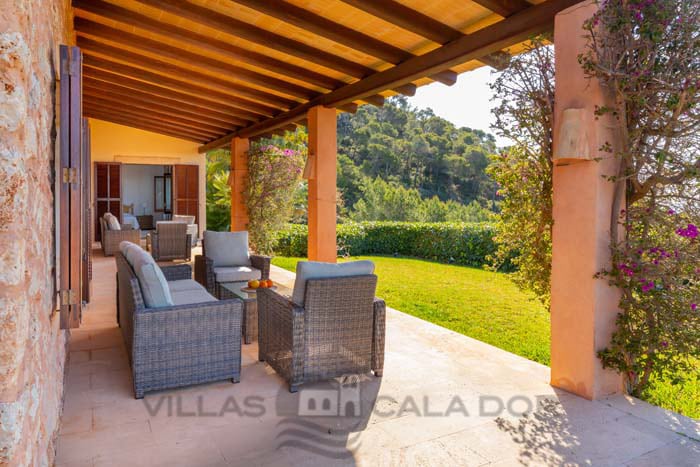 Country house to rent mallorca 4 bedrooms