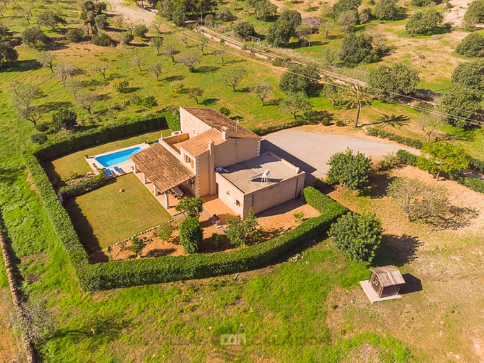 Casa de campo Roca Blanca para alquilar en Mallorca 4 dormitorios