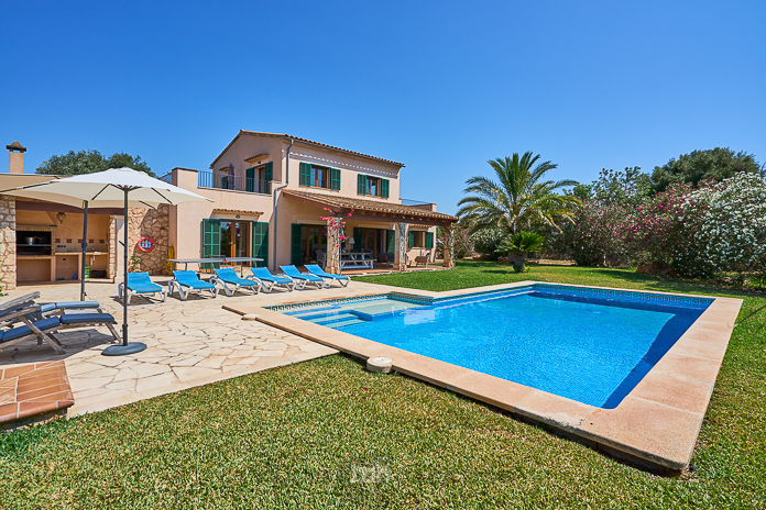 Finca Miralu zu mieten in Cala Dor, Mallorca 5 Schlafzimmer