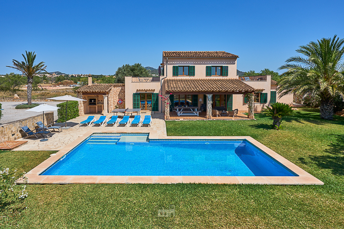 Finca Miralu zu mieten in Cala Dor, Mallorca 5 Schlafzimmer