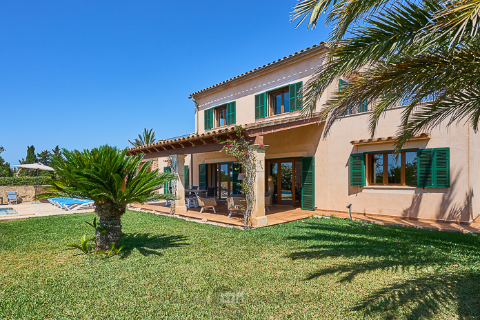 Country house Miralu to rent in Cala Dor, mallorca 5 bedrooms