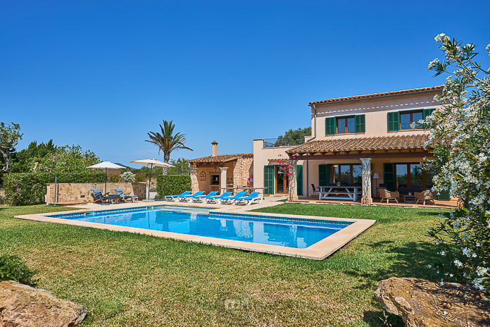 Finca Miralu zu mieten in Cala Dor, Mallorca 5 Schlafzimmer