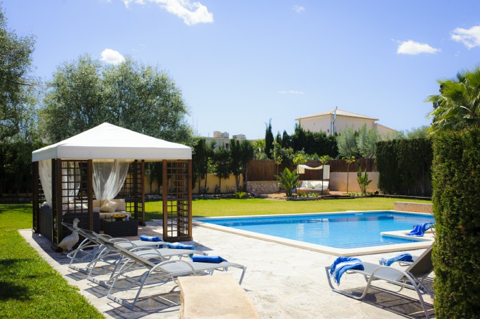 Rico. 4 Schlafzimmer Ferienvilla in Porto Colom, Mallorca