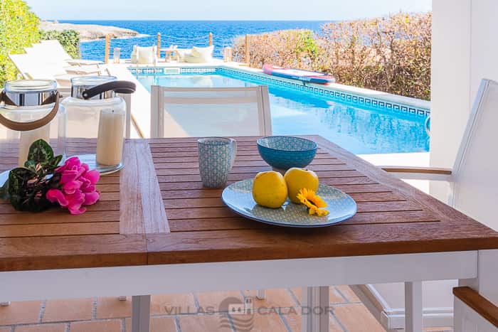 Villa Felice - Ferienhaus direkt am Meer mit Pool Mallorca