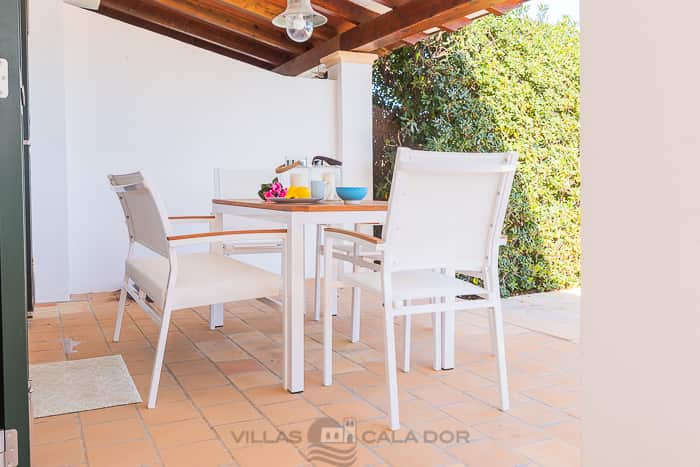 Villa Felice - Ferienhaus direkt am Meer mit Pool Mallorca