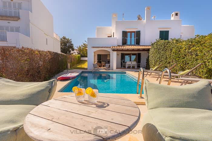 Villa Felice - Ferienhaus direkt am Meer mit Pool Mallorca