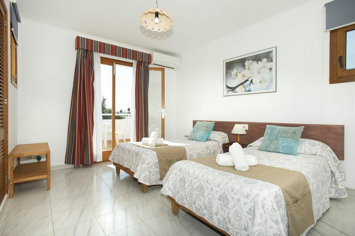 Villa Rigo, 7 bedrooms house in Cala D'Or, Mallorca