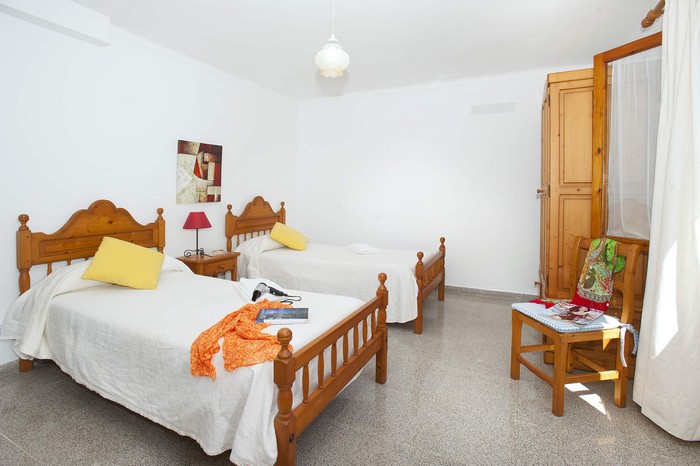 Villa Laila, 6 bedroom house in Cala d'Or, Mallorca