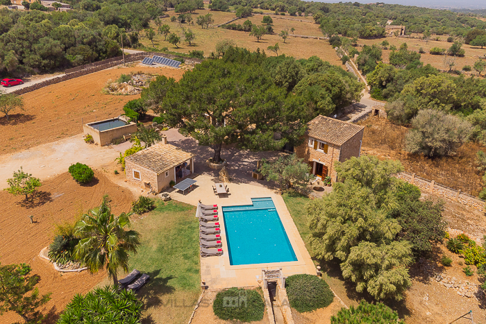 Country house Angoixes, 5  bedrooms , Santanyi, Mallorca