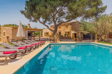 Country house Angoixes, 5  bedrooms , Santanyi, Mallorca