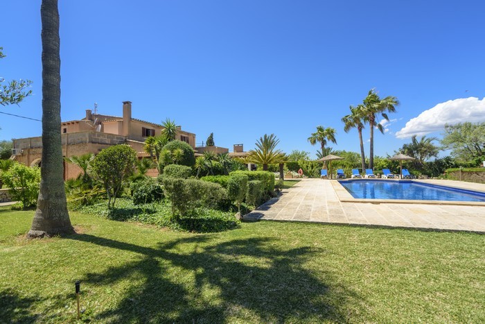 Country house Teuler Petit  4 bedrooms, Cas Concos, Felanitx,  Mallorca