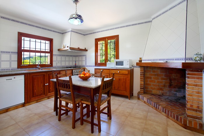 Country house Teuler Petit  4 bedrooms, Cas Concos, Felanitx,  Mallorca