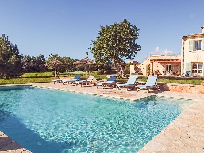 Country house Paulo, 5 bedrooms, Santanyi.  Mallorca